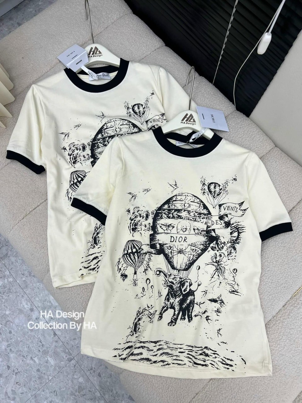 Áo Phông Be Họa Tiết Voi Cổ Đen