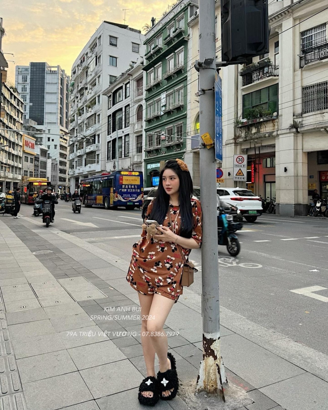 Bộ Cộc Nâu Be Trần Mickey