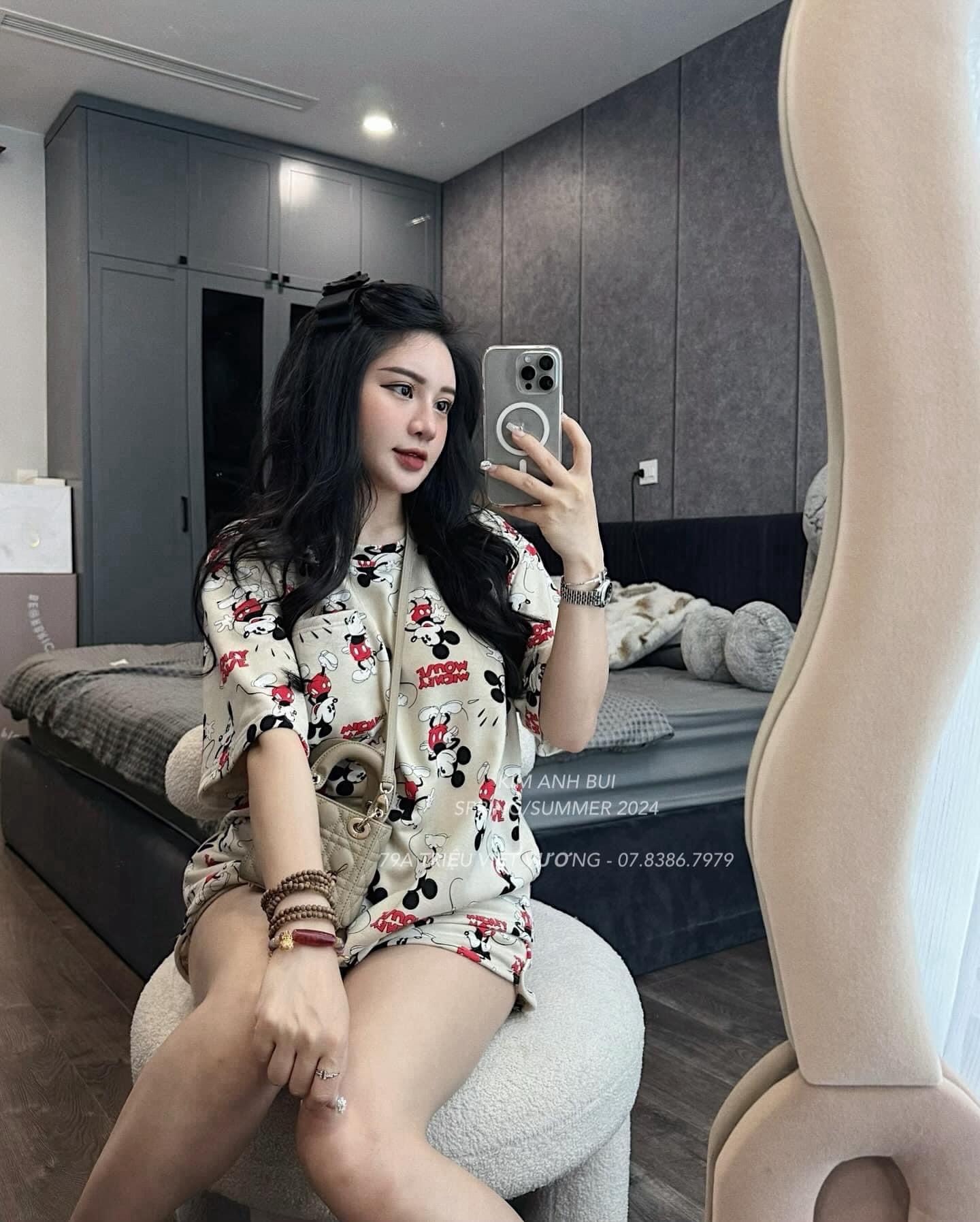Bộ Cộc Nâu Be Trần Mickey