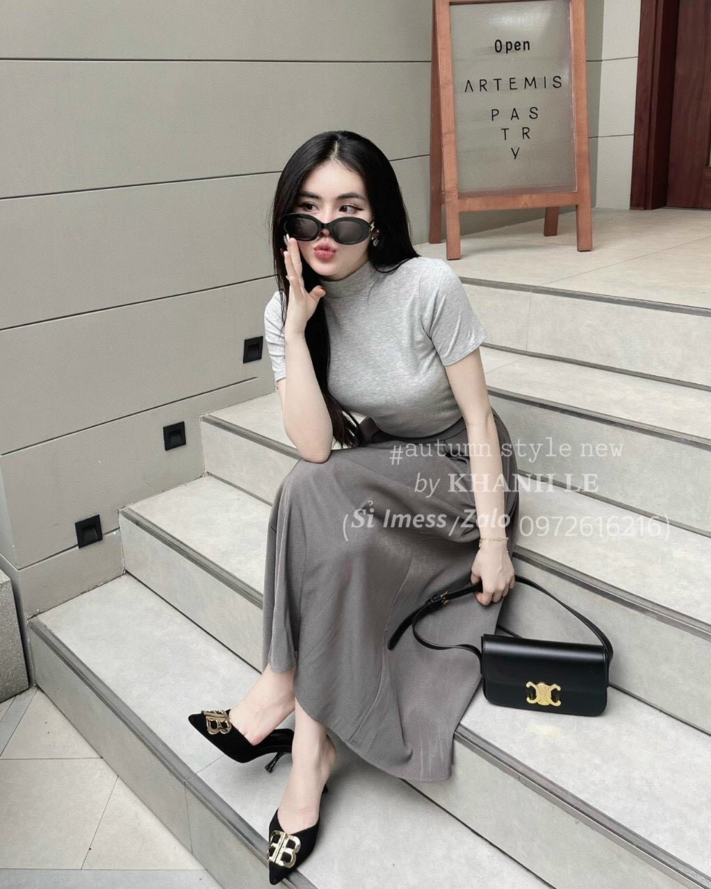 Sét Áo Thun Kèm CV Xếp Ly Dài