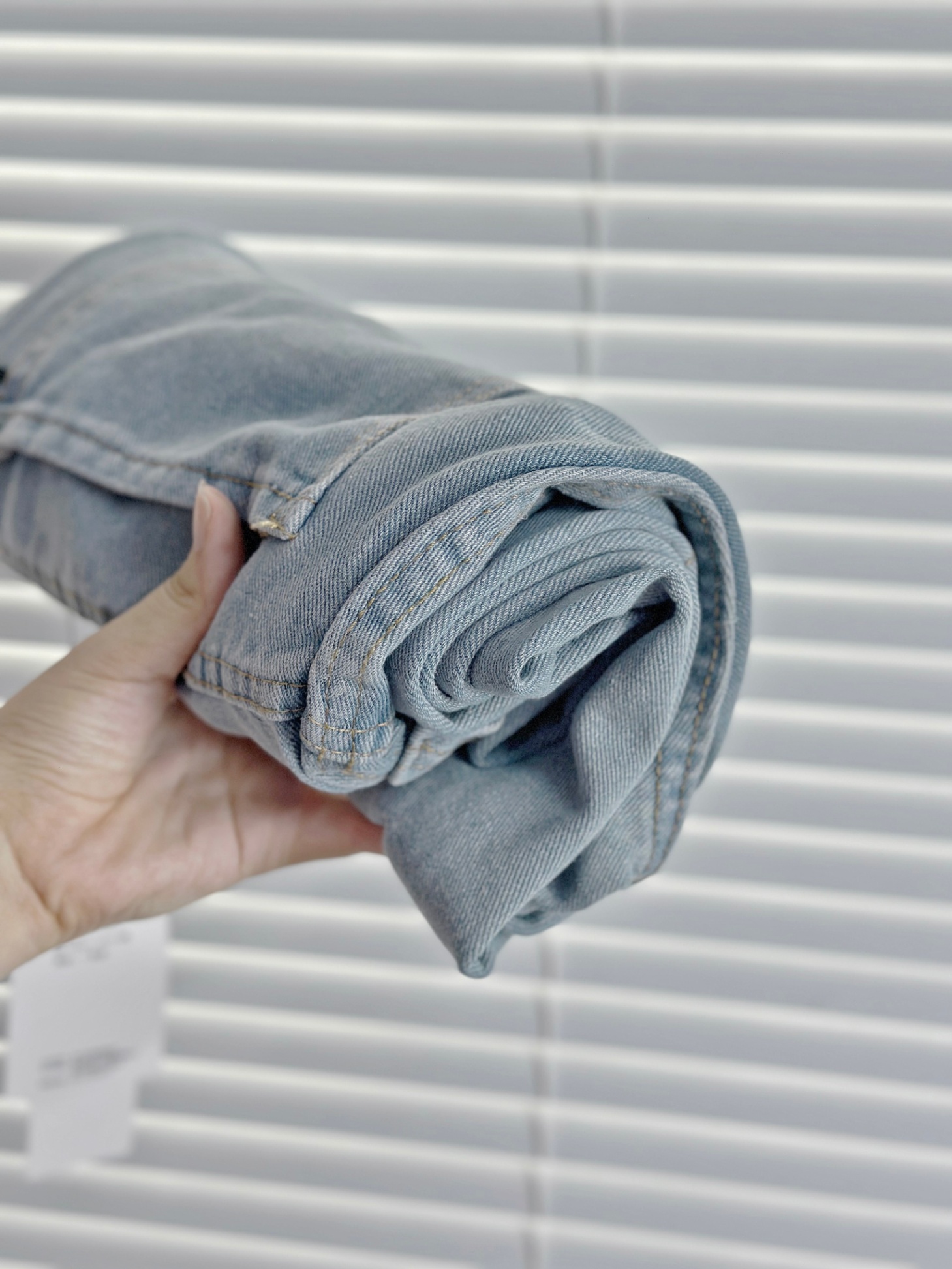 Quần Jeans Suông Xanh Nhạt