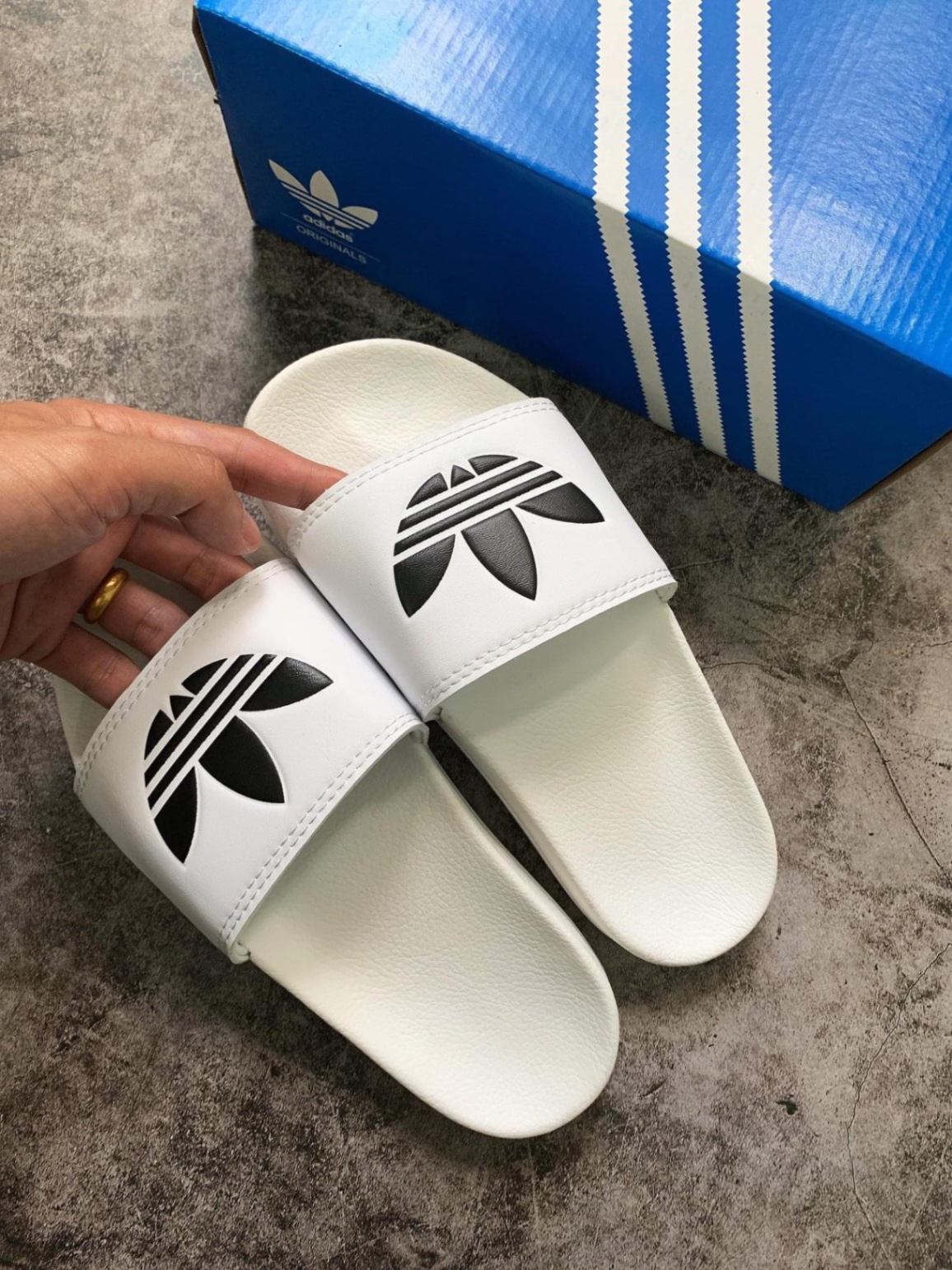 Dép Adidas Xuất