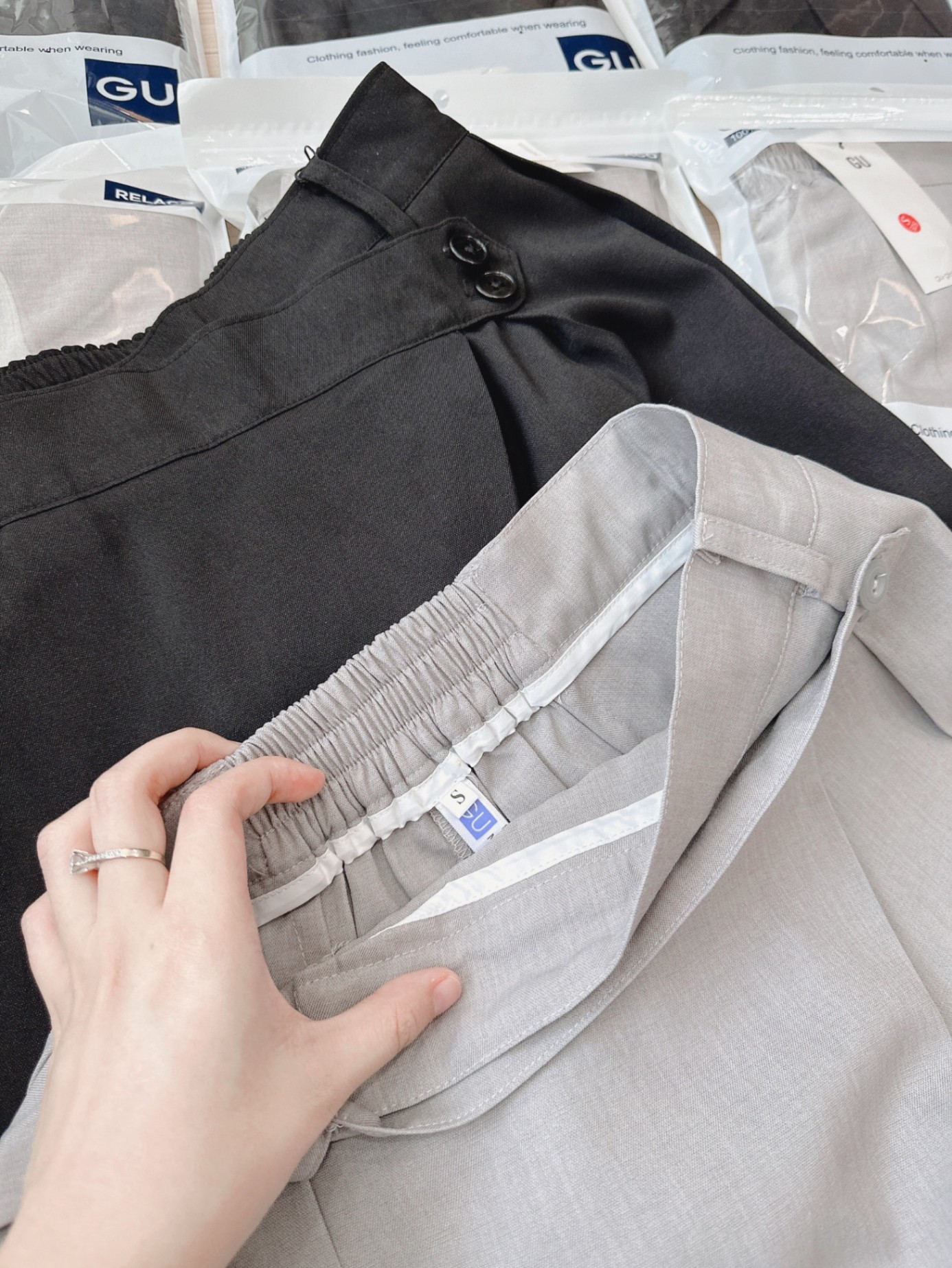Quần Baggy Gu Chéo Cạp Ống Rộng