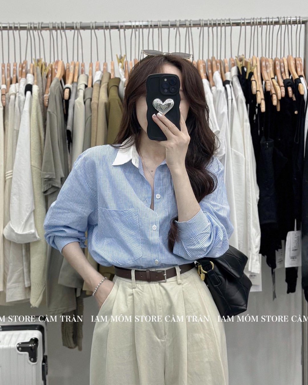 Áo Sơ Mi GU Cổ Tàu Tay Vạt Đệm Vai