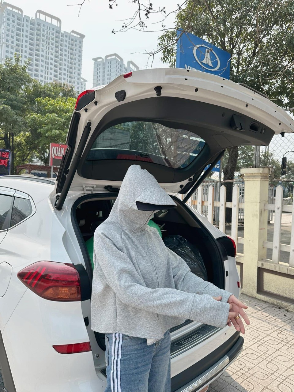 Áo Chống Nắng Dáng Ngắn Mũ Rộng Vành