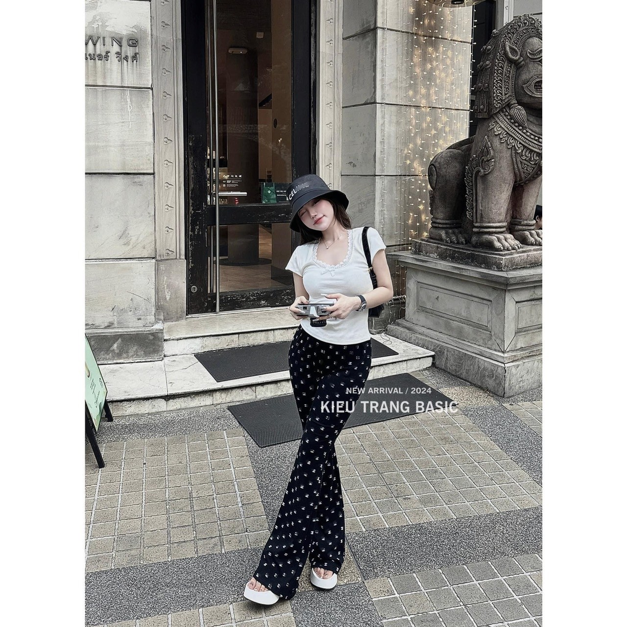 Sét 2 Áo Tăm Croptop Cổ Phối Ren