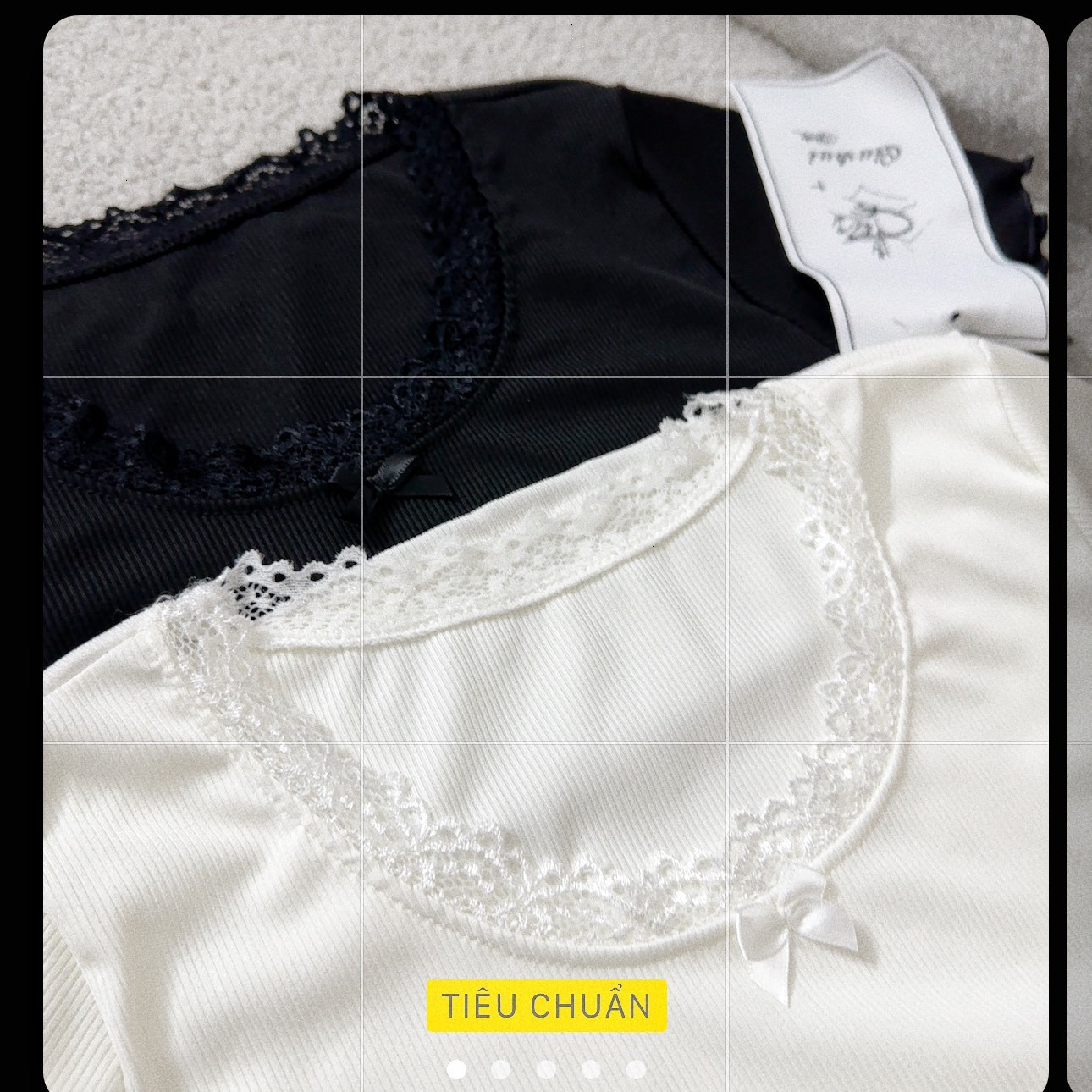 Sét 2 Áo Tăm Croptop Cổ Phối Ren