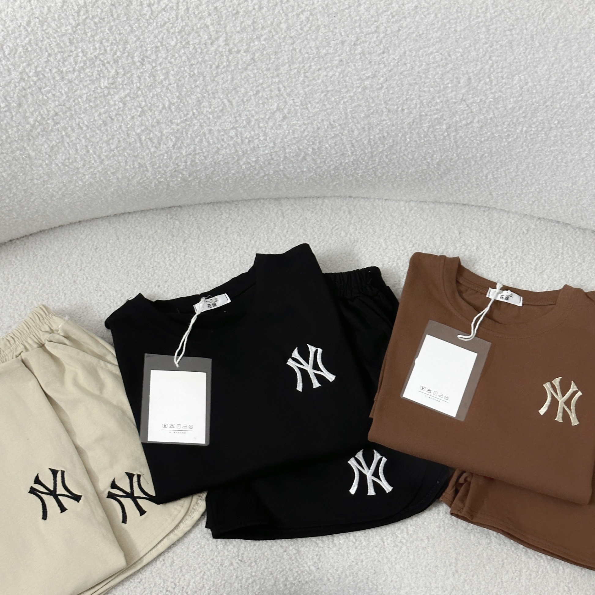 Bộ Cộc NY Bo Gấu Áo 3 Màu