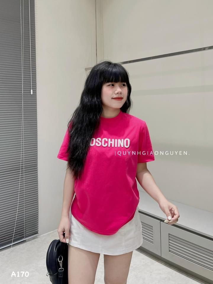 Áo Phông Hồng Moschino