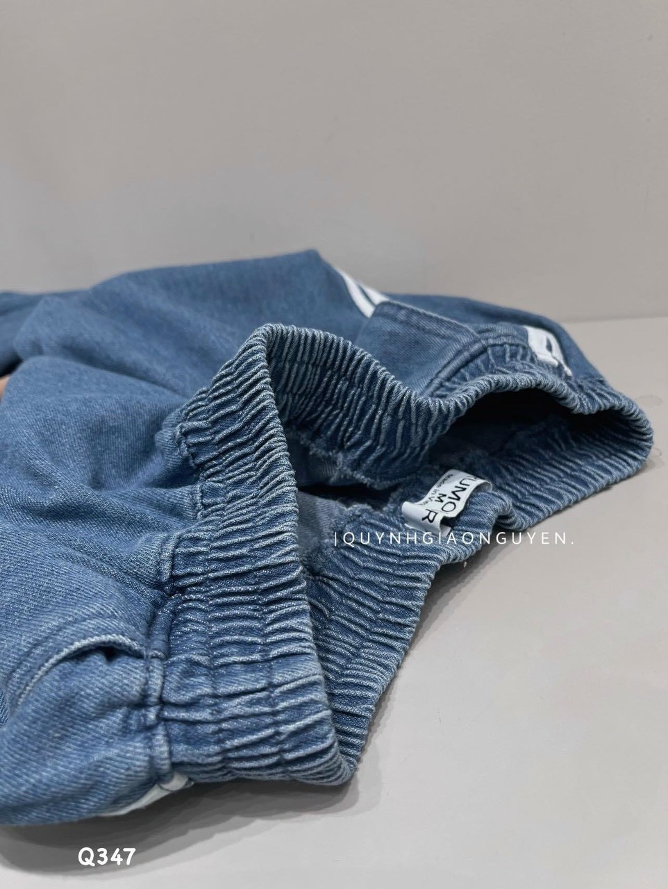 Quần Jeans Suông Cạp Chun Viền Trắng
