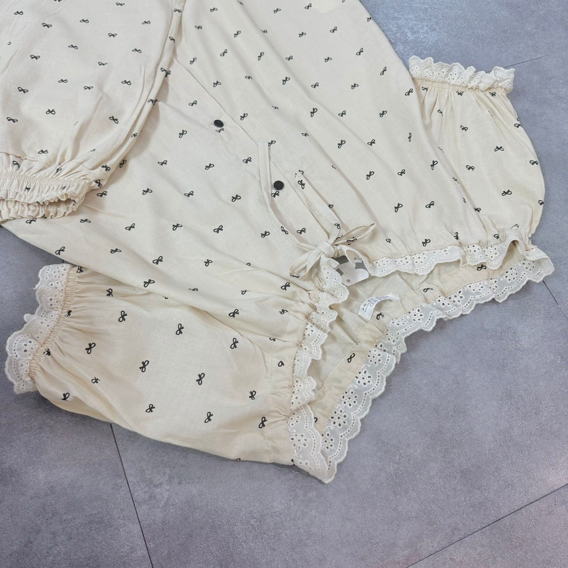 Bộ Cộc Be Cổ Ren In Nơ