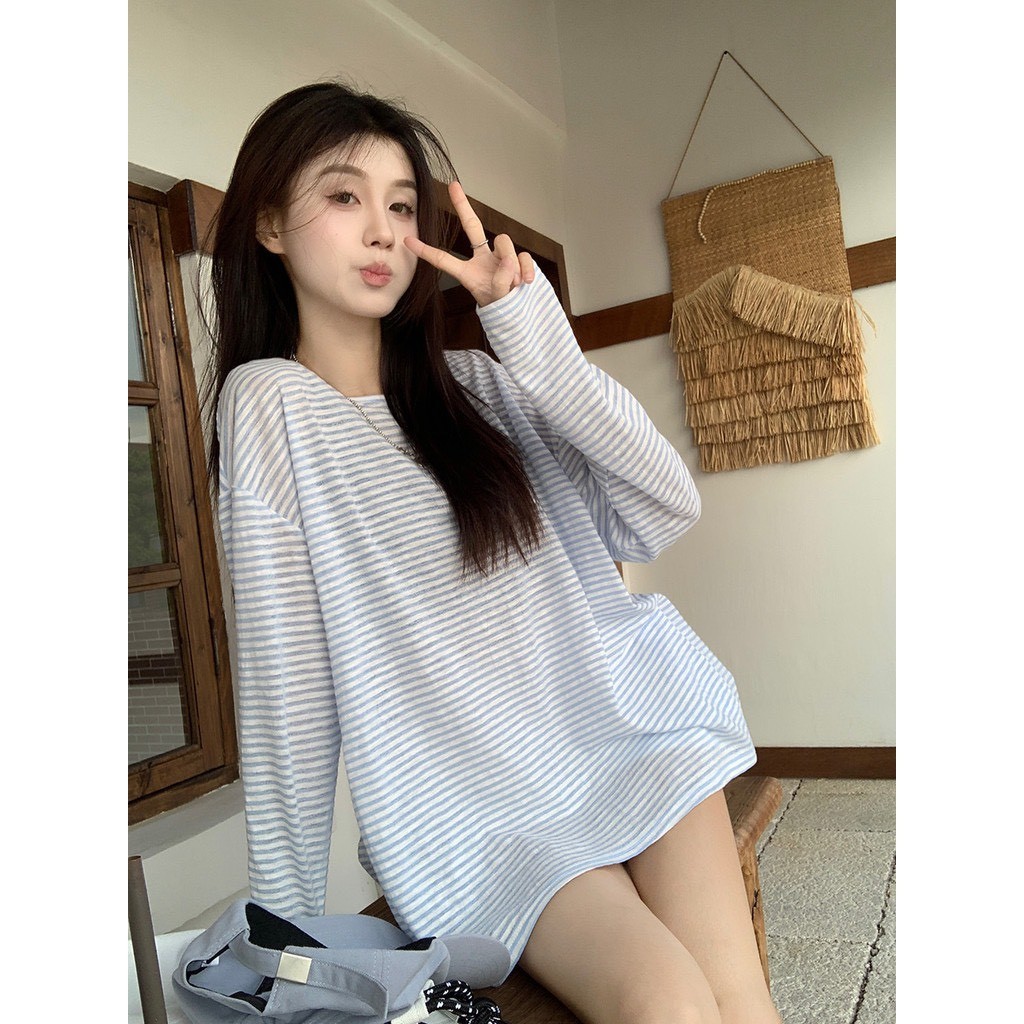 Sét Quần Sooc Mix Áo Kẻ Ngang Buộc Lưng Sau