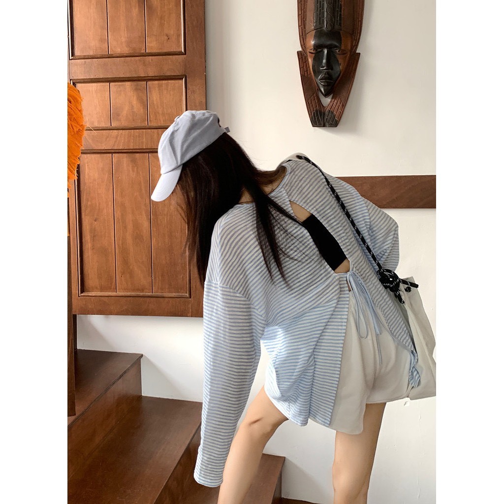 Sét Quần Sooc Mix Áo Kẻ Ngang Buộc Lưng Sau