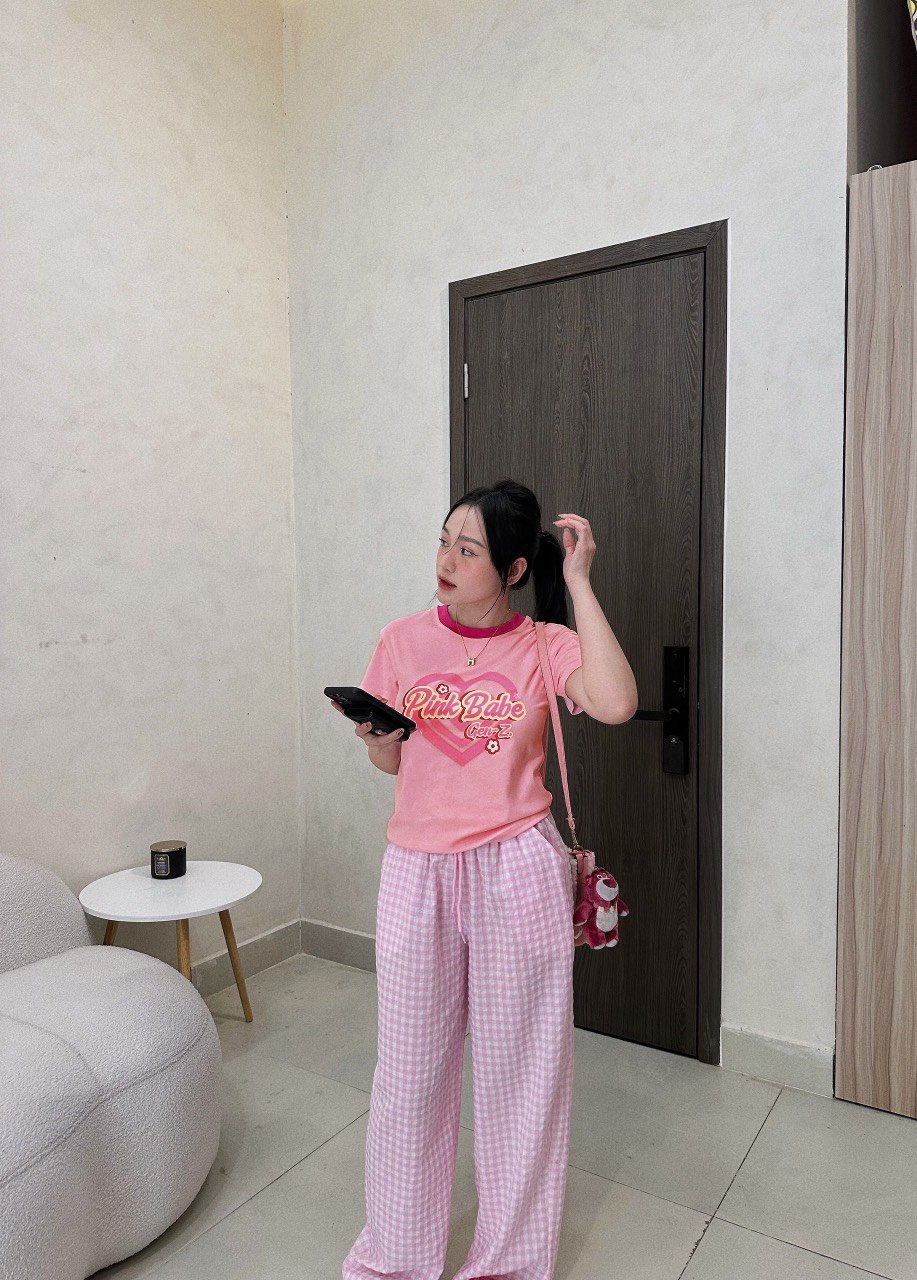 Bộ Quần Kẻ Áo Hồng Pink Babe