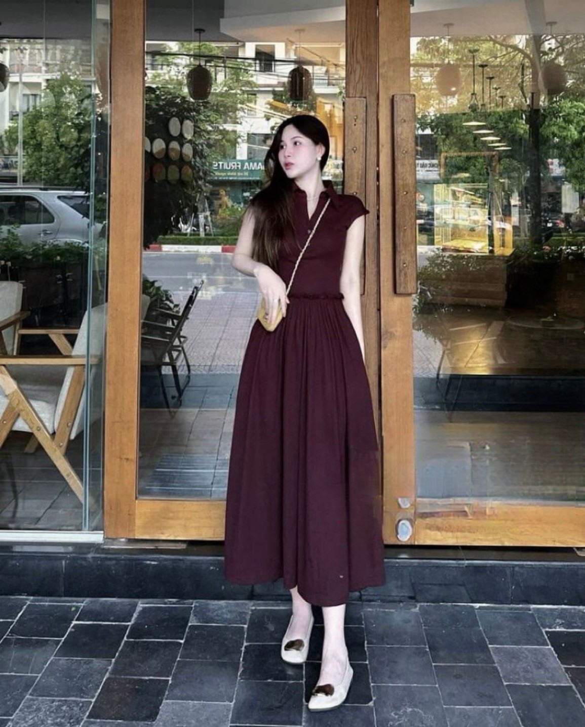 Váy Dúm Ly Eo Cổ V Dáng Dài