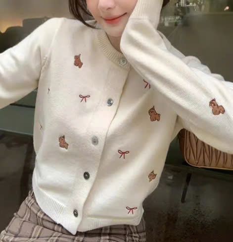 Áo Khoác Len Cổ Tròn Họa Tiết Thêu Cún