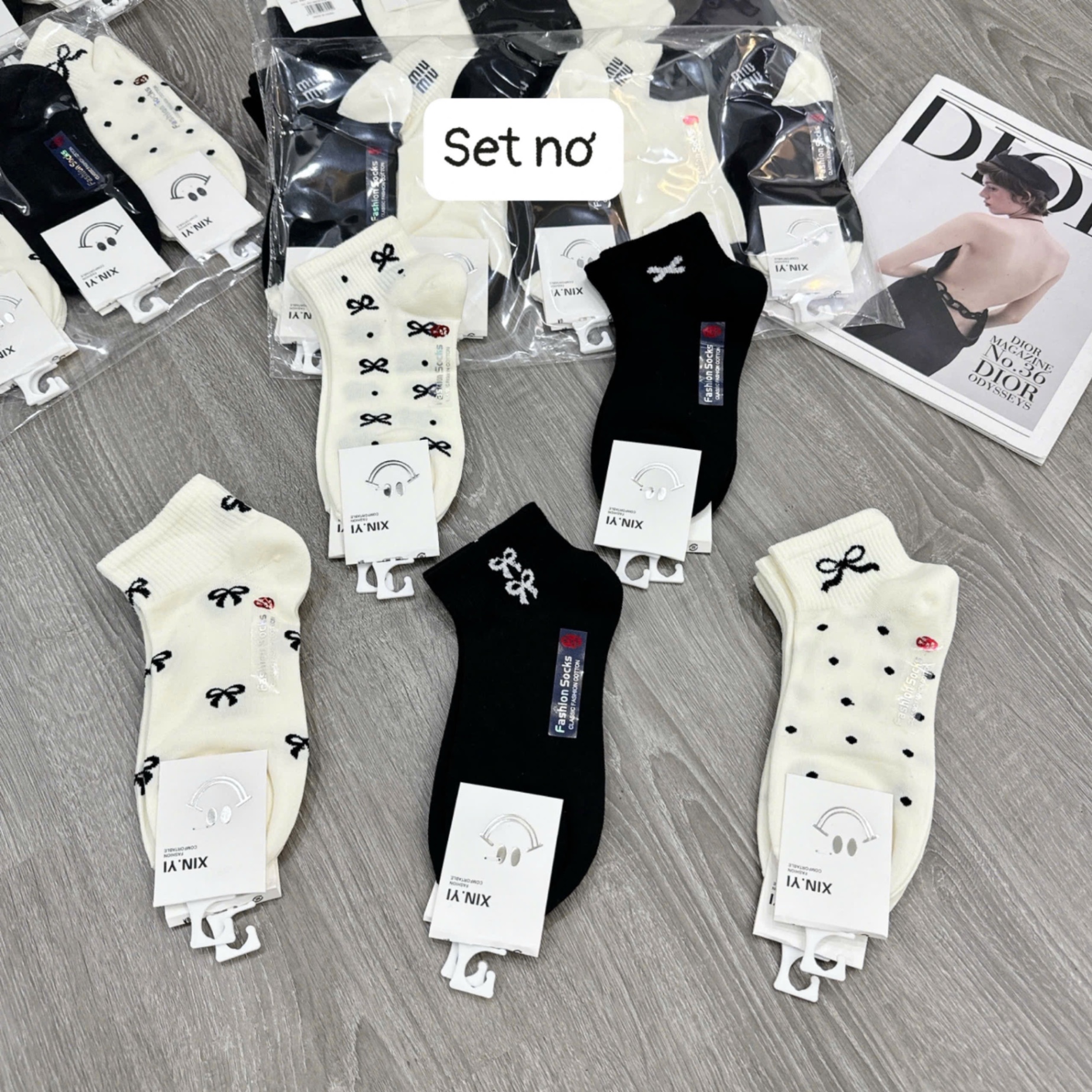 Set 10 Tất Nơ Và Miu Miu