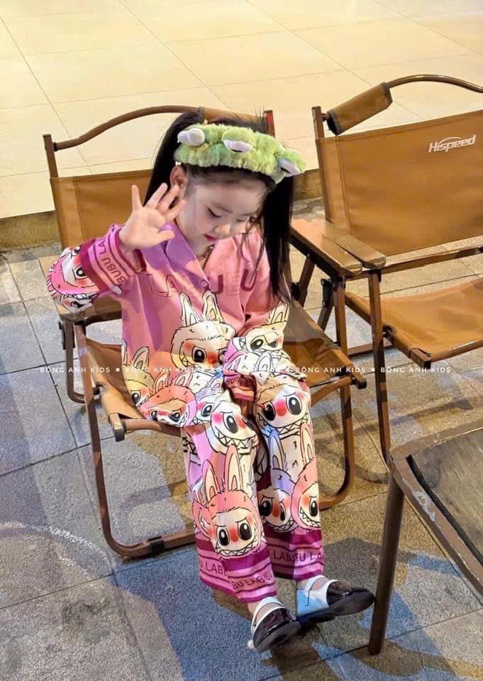 SET 2 BỘ PIJAMA LABUBU HỒNG TRẮNG