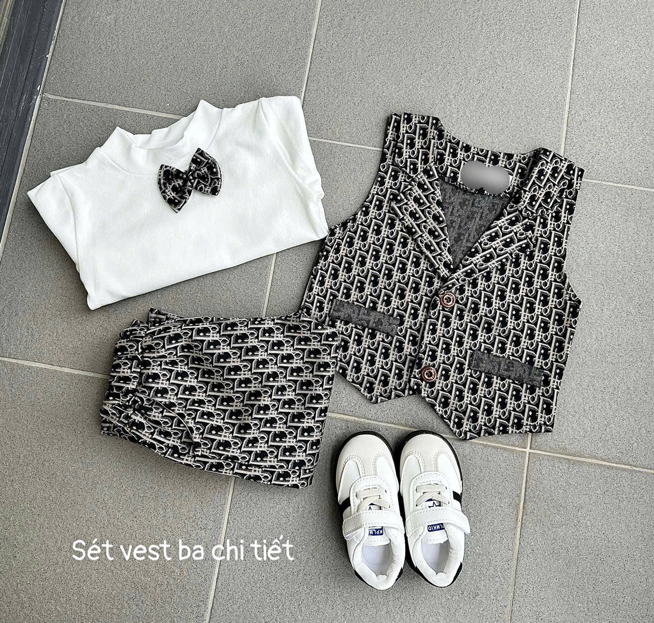 SET VEST GILE 3CT DIOR BÉ