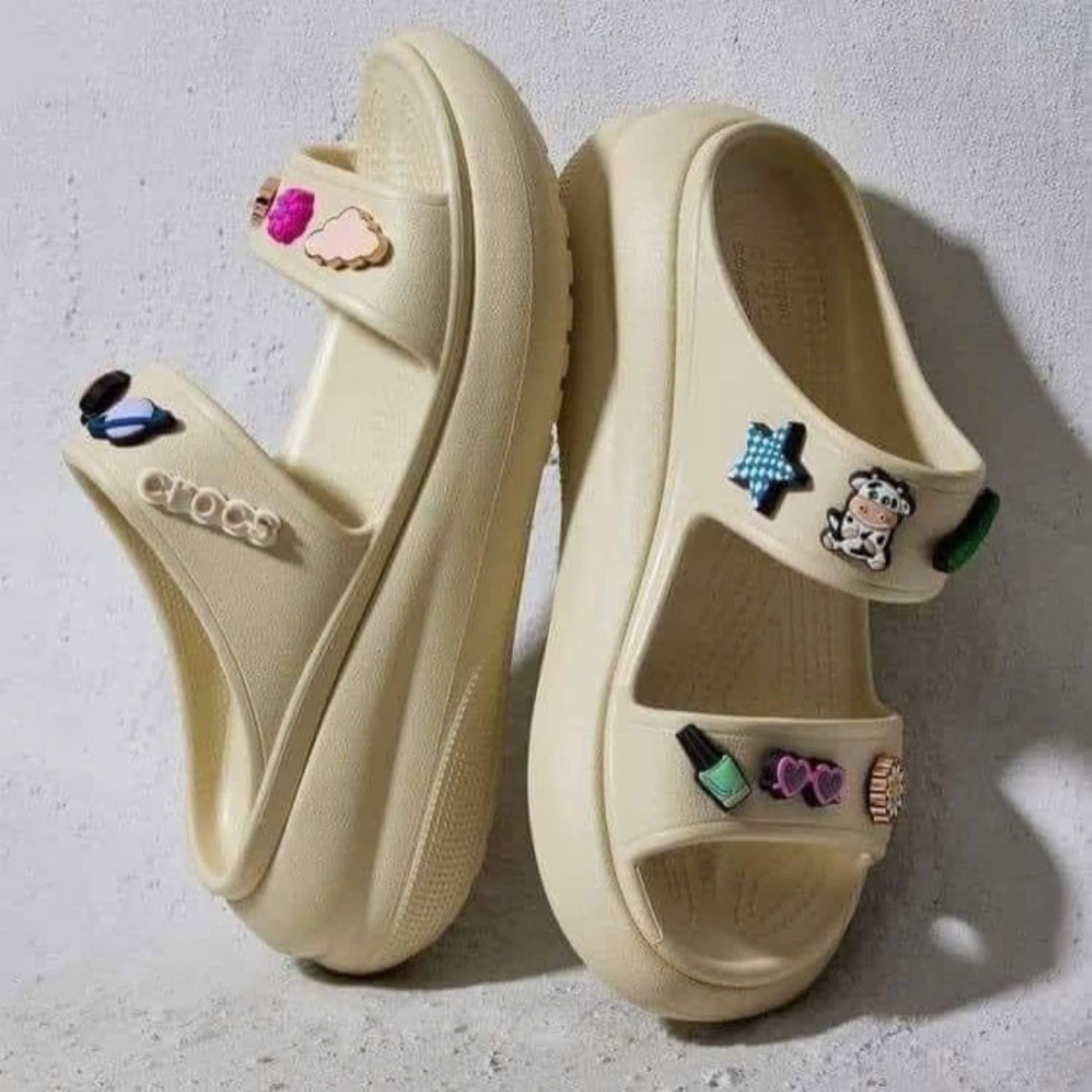 Sandal Crocss 12 Charm