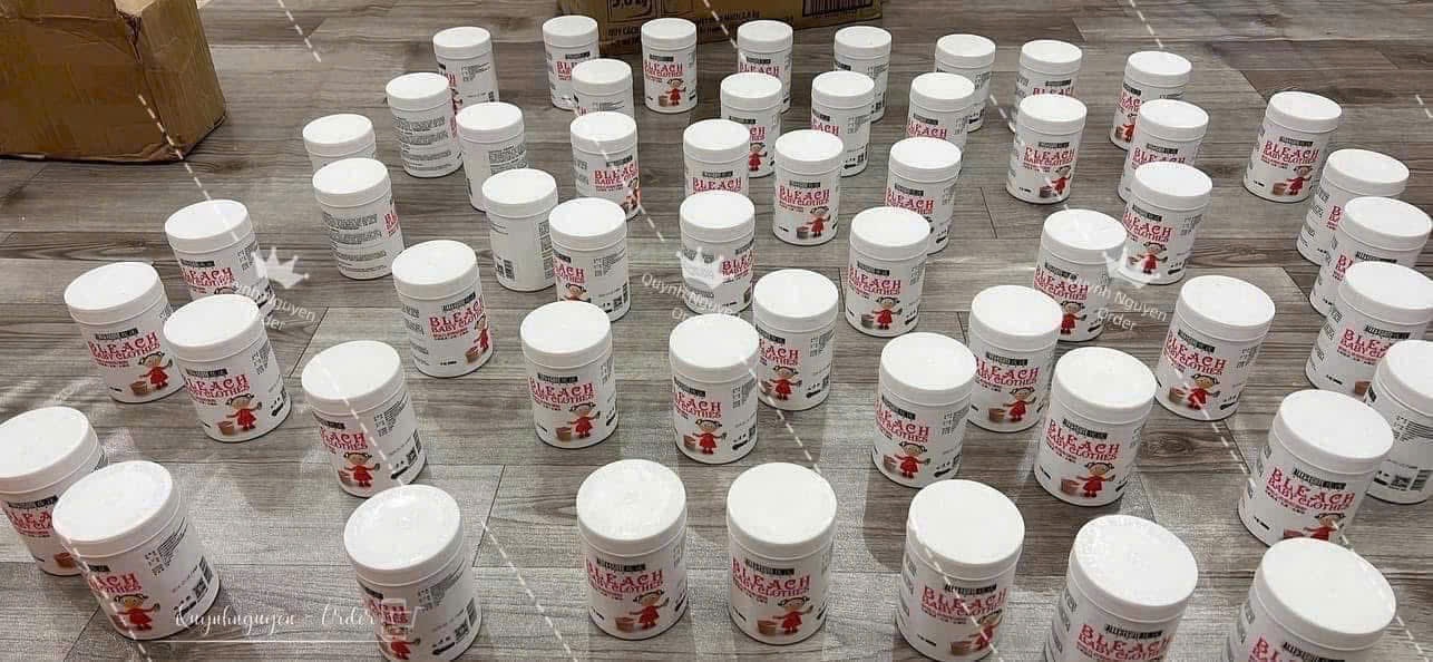 Sét 2 Lọ Tẩy Trắng Quần Áo