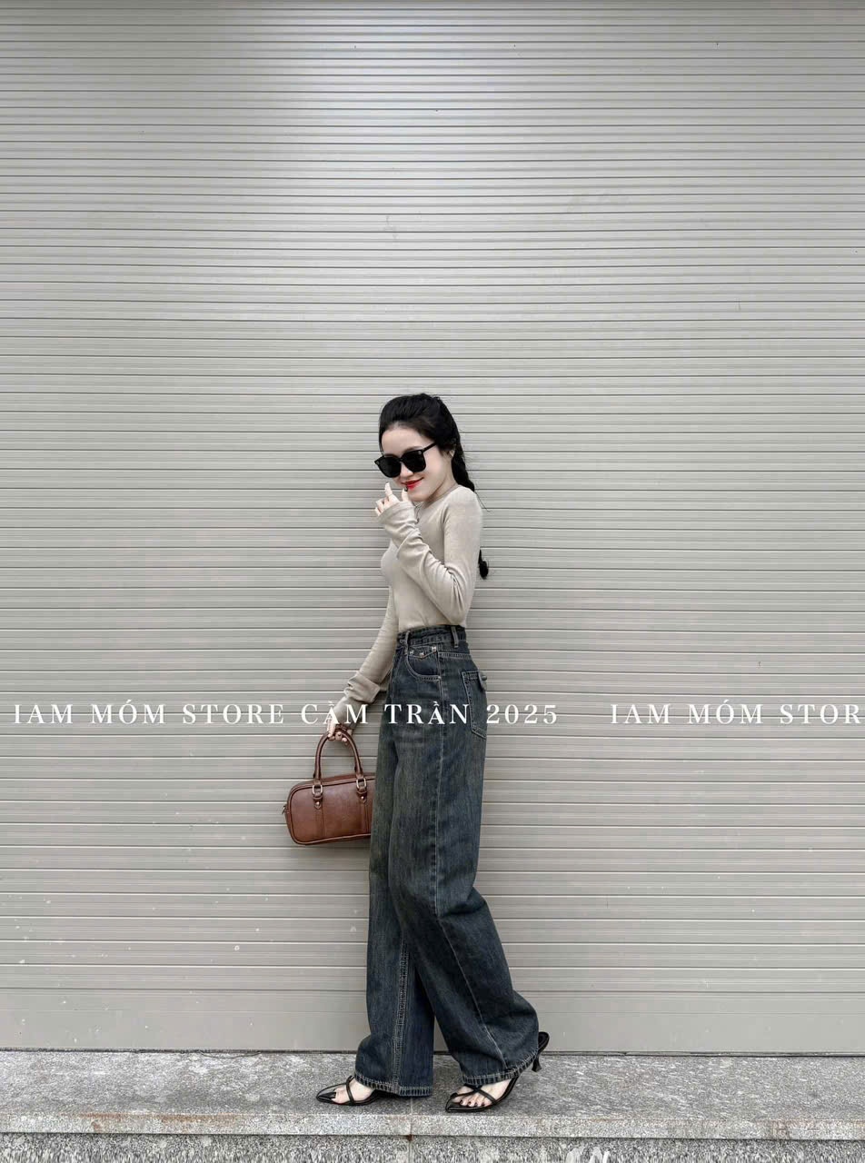 Quần Jeans Suông Thêu LW 2 Màu