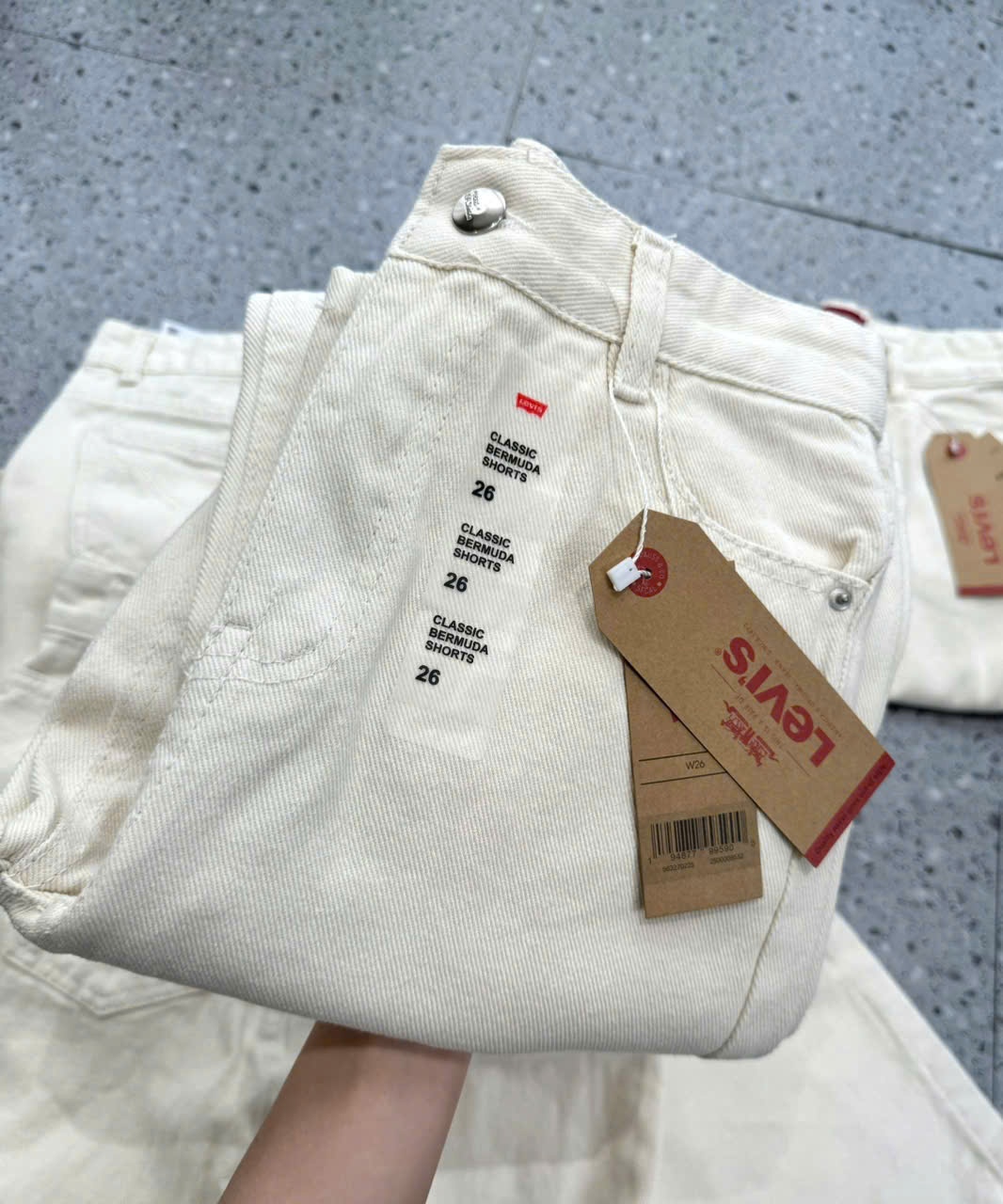 Quần Jeans Ngố Trắng Levis