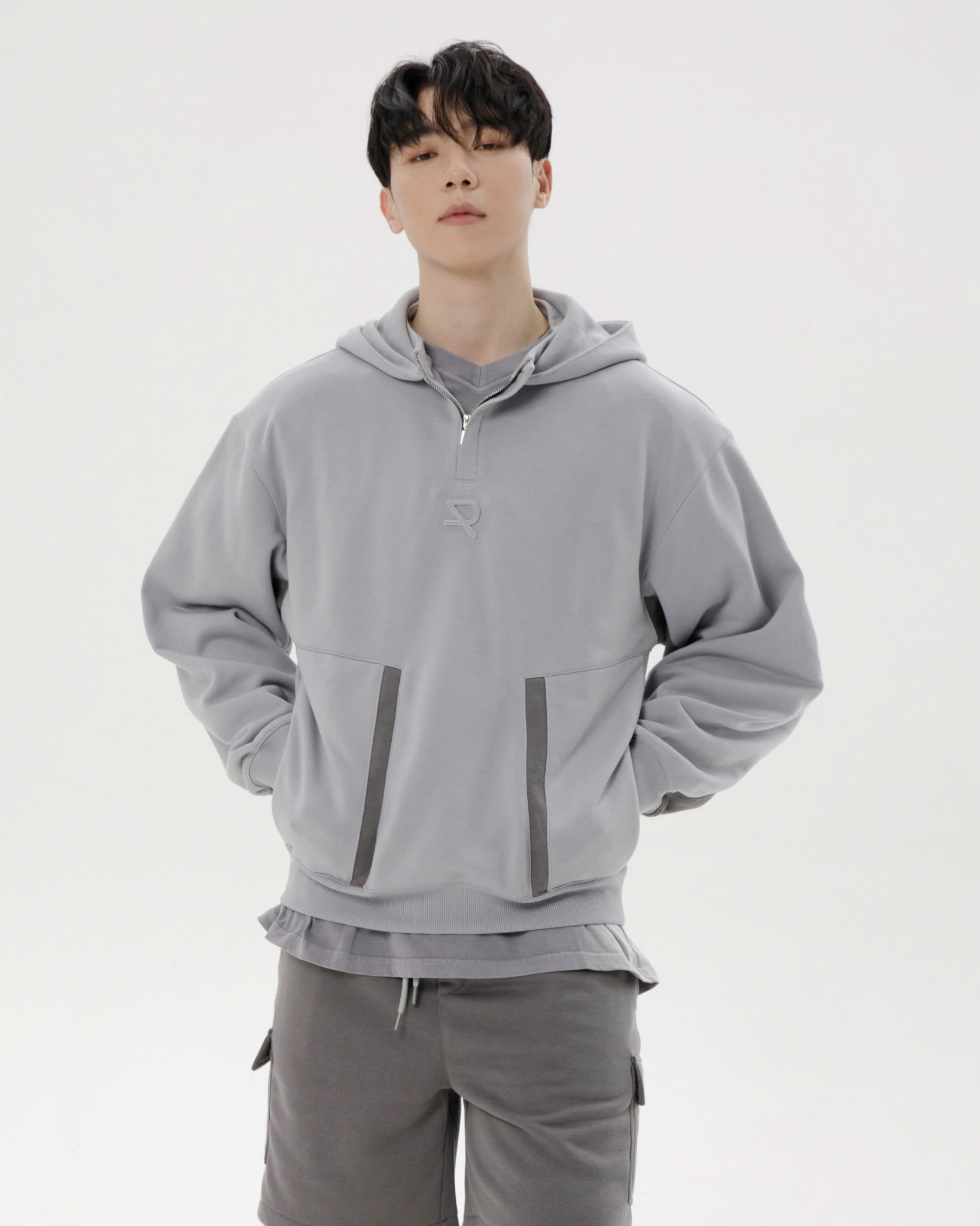 DARUS HOODIE- GREY