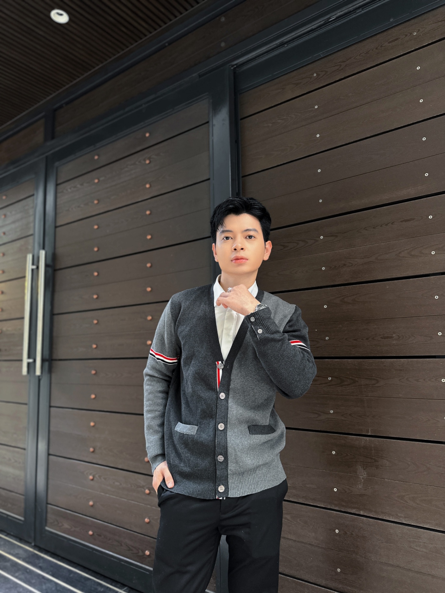 THOM BROWNE - XÁM TAY KẺ - THBR003-FS - S