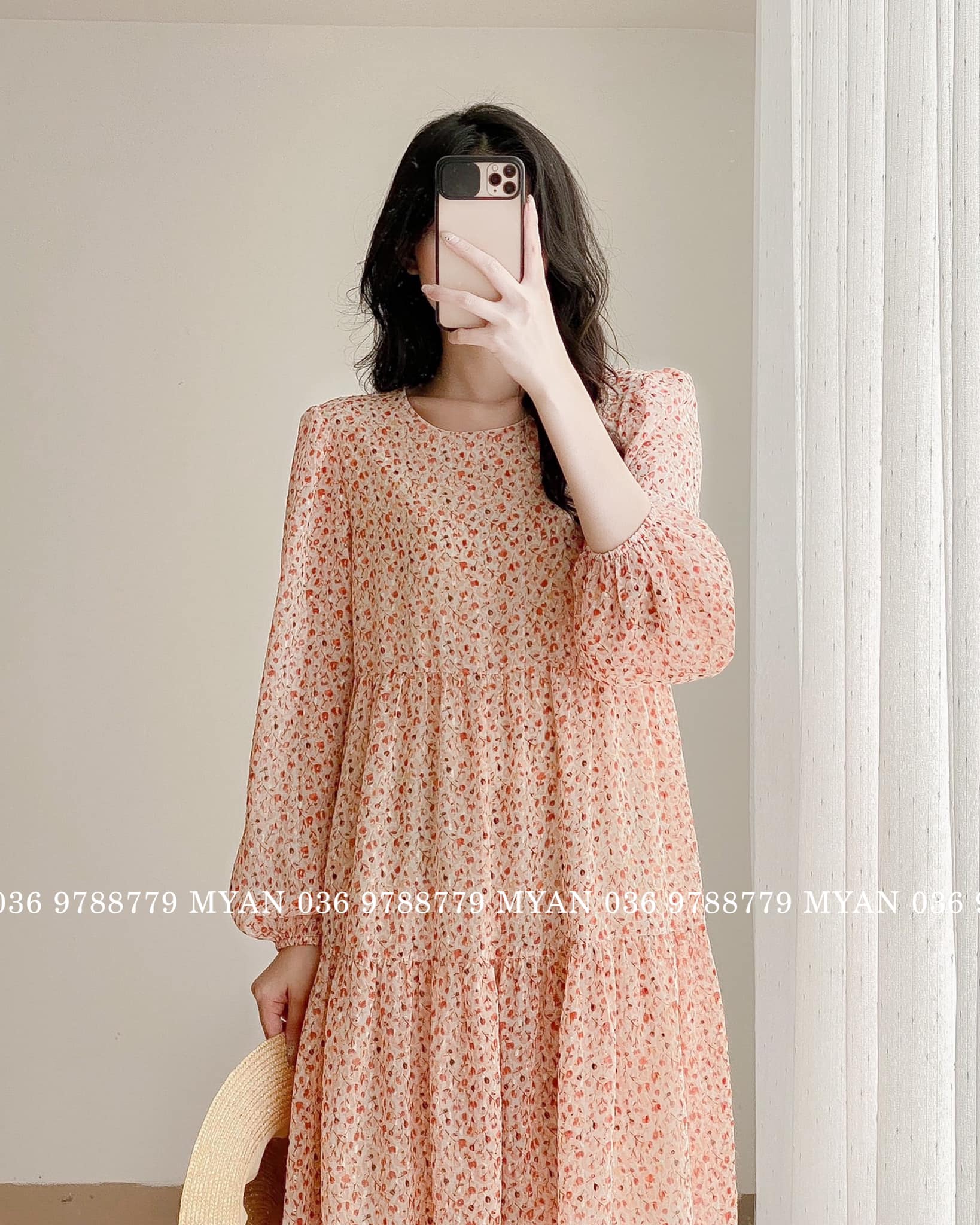 Váy Hoa Nhí Vintage Hàn Quốc Cổ V Dáng Dài 2023 - Luxe Lizzy