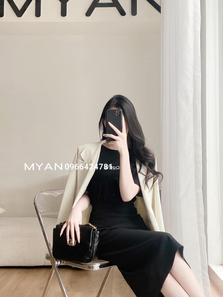 Chân váy dài jean đen xẻ đùi