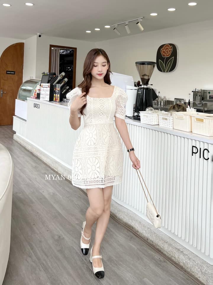 Sẵn/VIDEO] Váy voan hoa cổ vuông tay bồng xếp li tôn dáng. Đầm maxi bánh  bèo - Váy Fashion