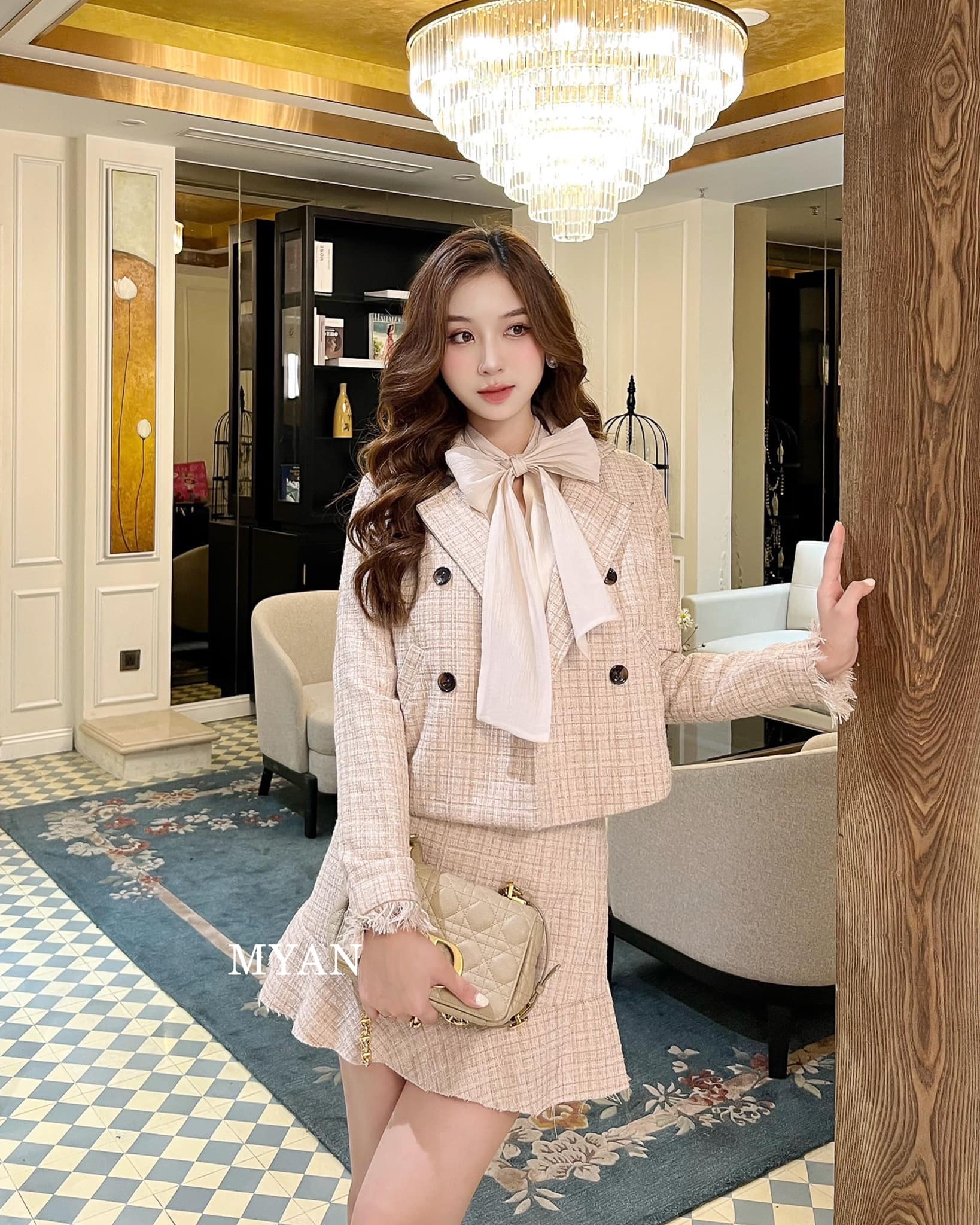 5 cách phối đồ với blazer giúp cô nàng công sở cả tuần xinh đẹp - BlogAnChoi