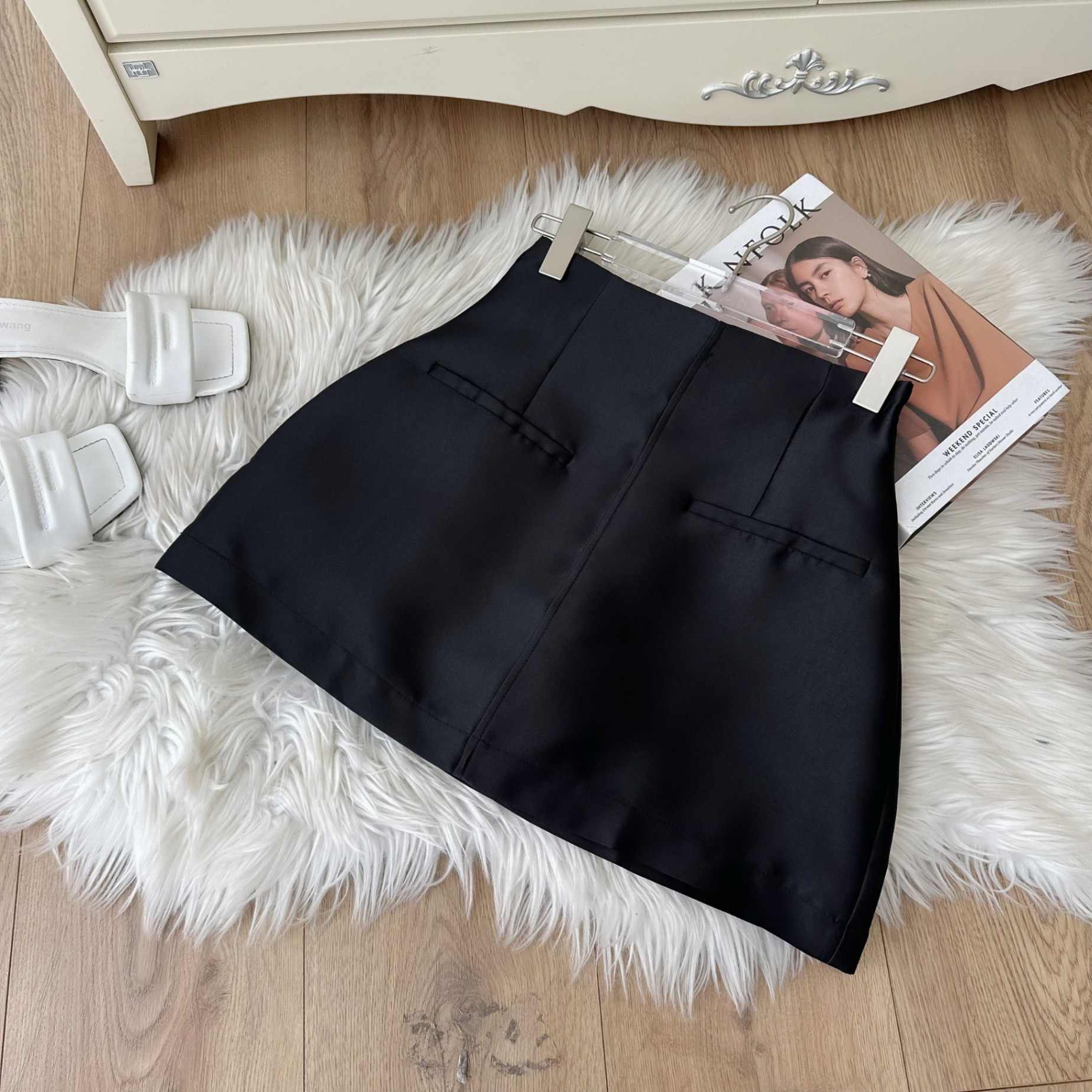 Chân váy đen chữ A xẻ tà CV03-09 | Thời trang công sở K&K Fashion