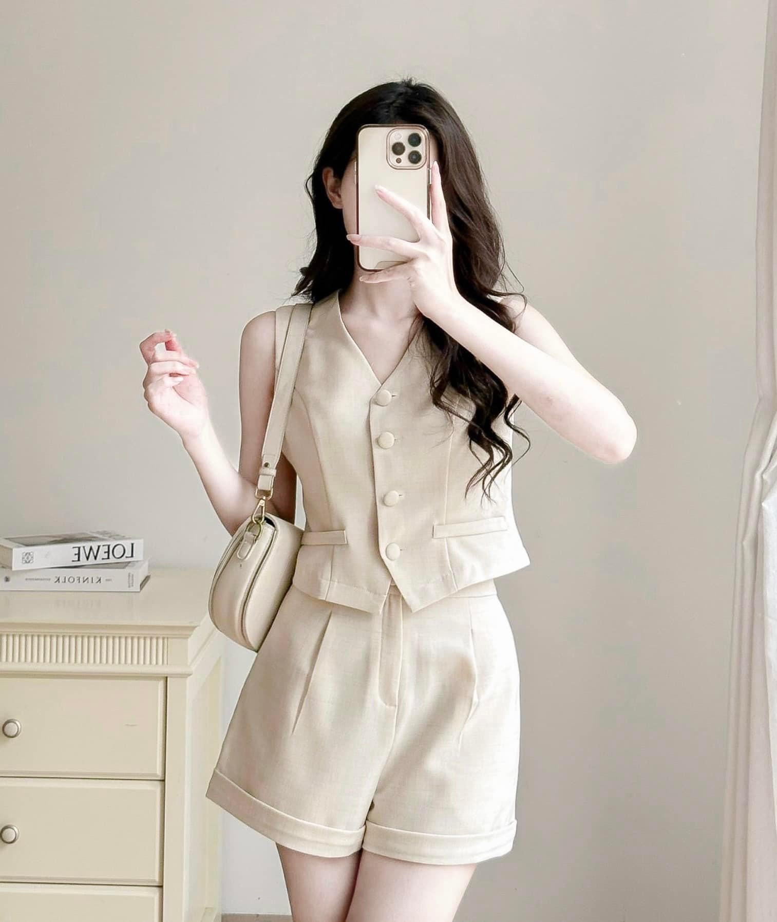 Áo gile 2 túi cúc bọc