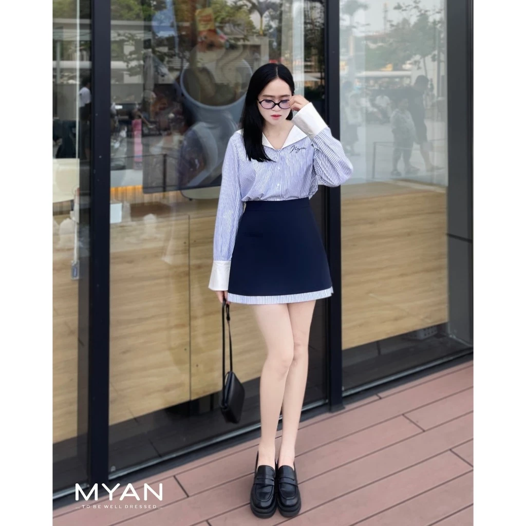 Chân váy mini dáng A phối gấu kẻ