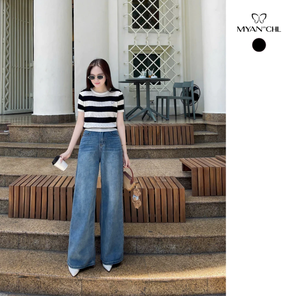Áo mongtoghi cổ tròn thêu bướm (5007)