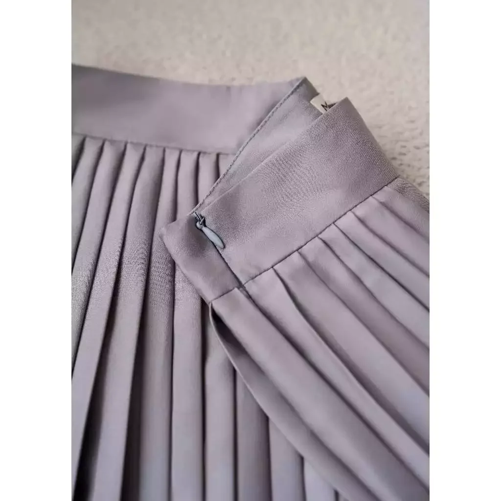 Chân váy lụa dập ly dáng dài