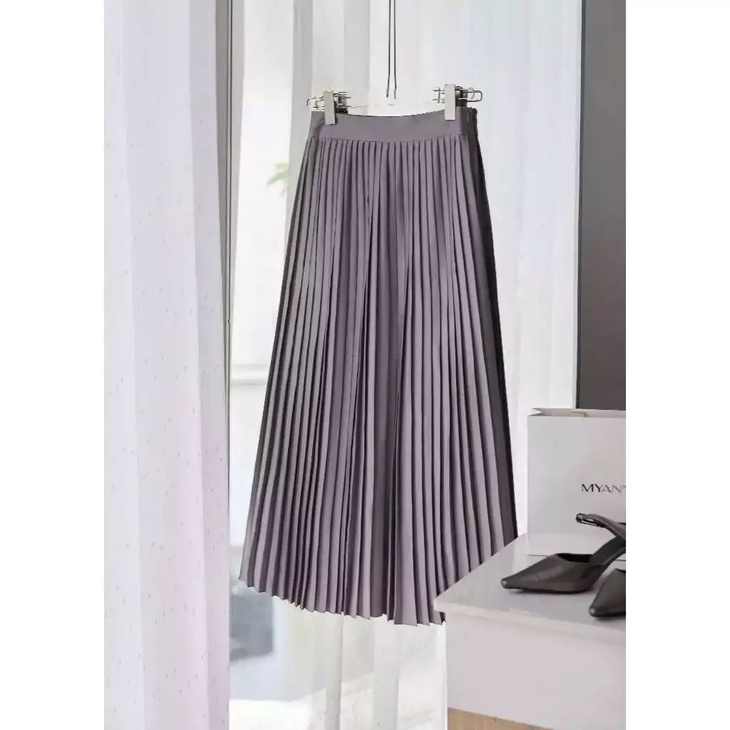 Chân váy lụa dập ly dáng dài