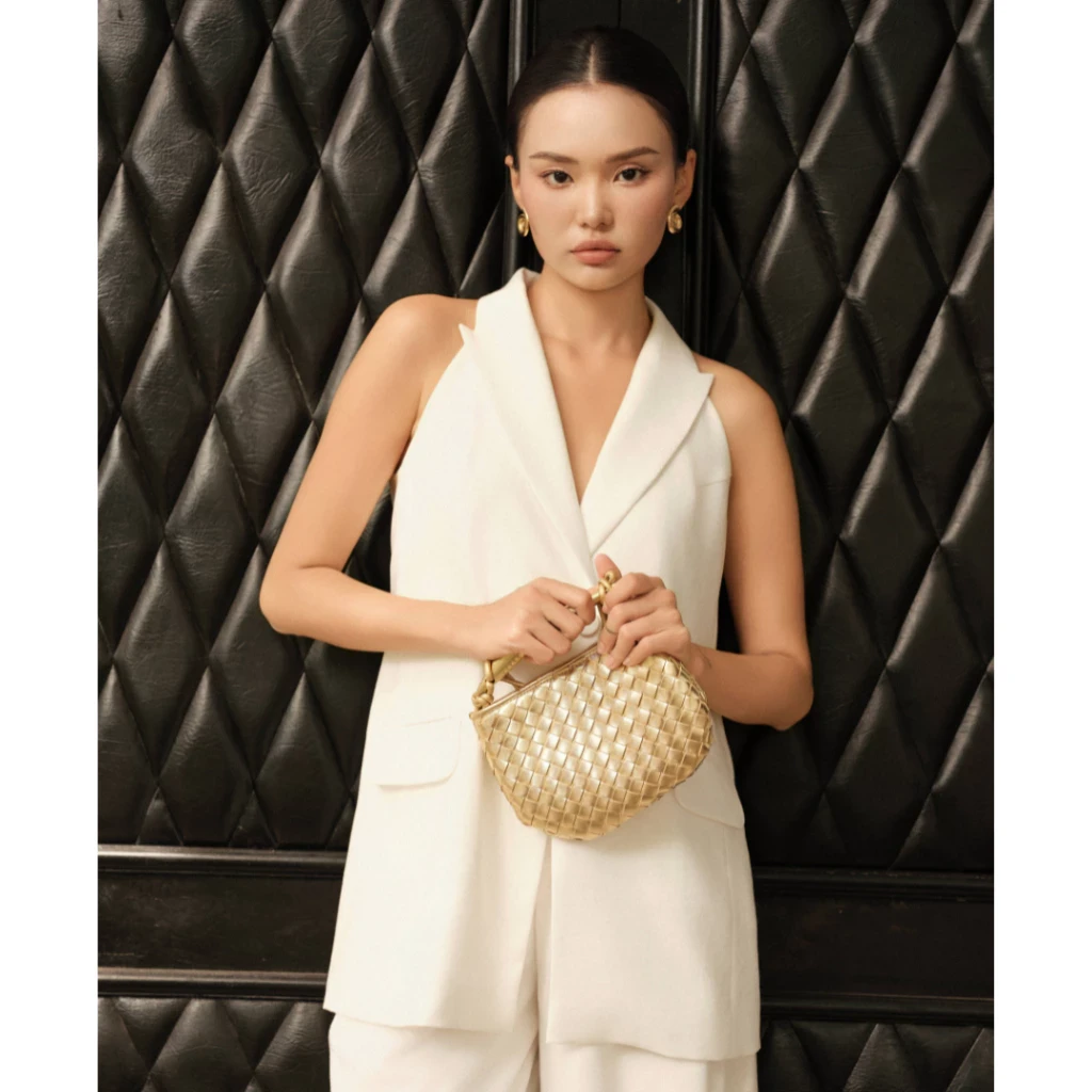 Áo blazer cổ yếm
