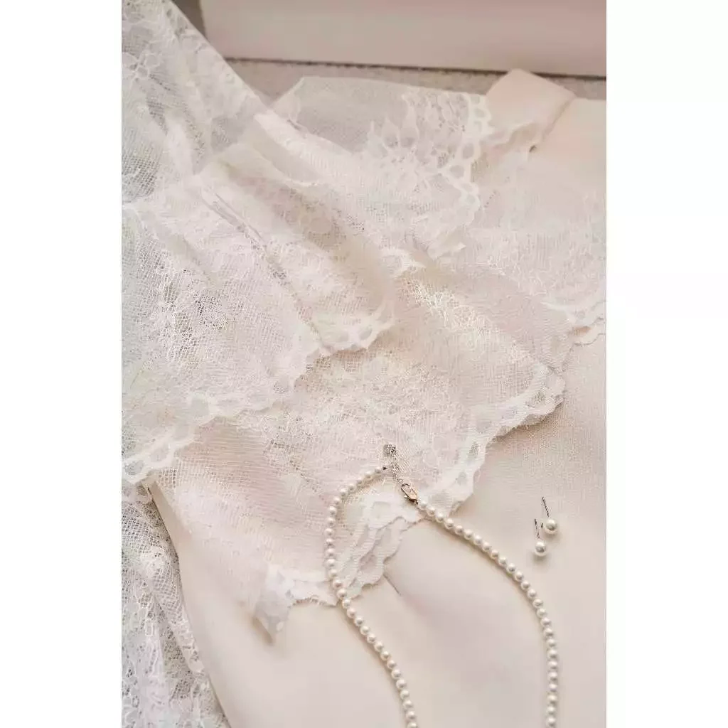 Áo ren tay bèo 2 tầng