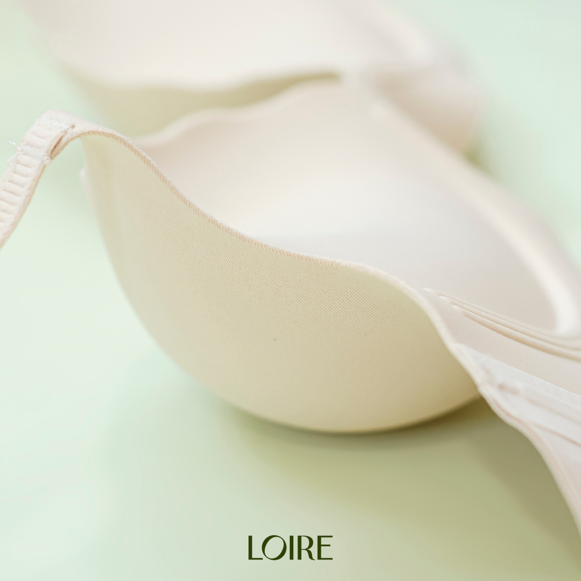 Áo Lót Không Gọng Đệm Dày Basic Loirechic BRPU177