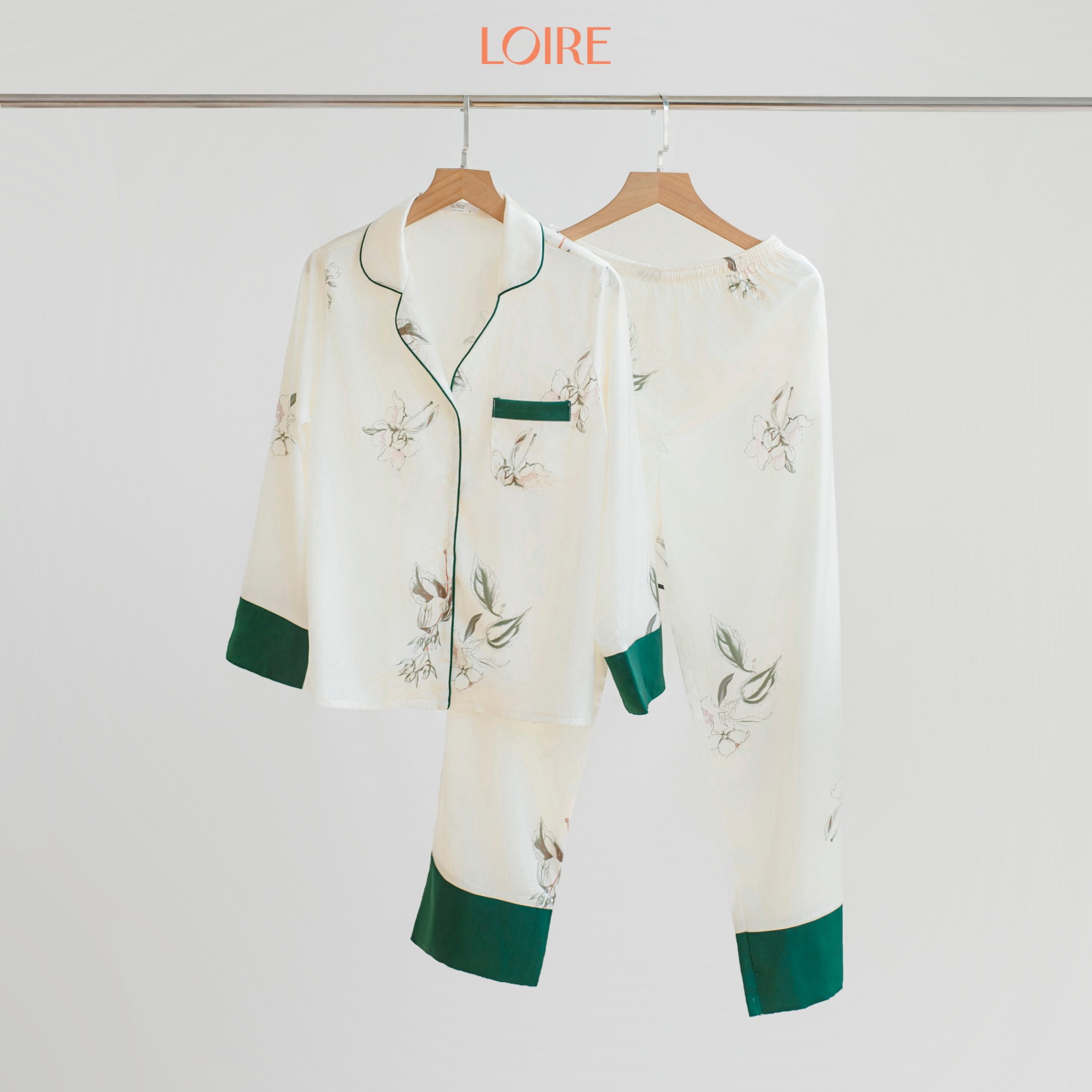 Bộ Đồ Ngủ Pijama Dài Tay Lụa Pháp Cao Cấp Cao Cấp Họa Tiết Nhẹ Nhàng Sang Trọng Loirechic PDD11