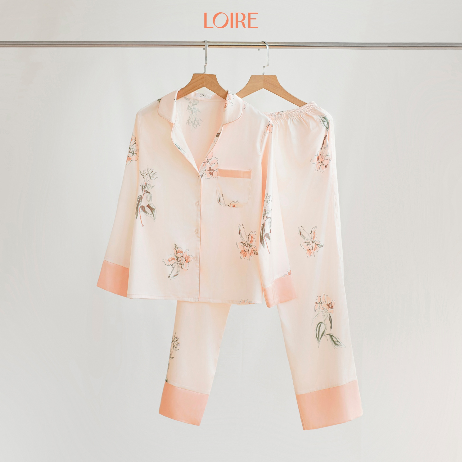 Bộ Đồ Ngủ Pijama Dài Tay Lụa Pháp Cao Cấp Cao Cấp Họa Tiết Nhẹ Nhàng Sang Trọng Loirechic PDD11