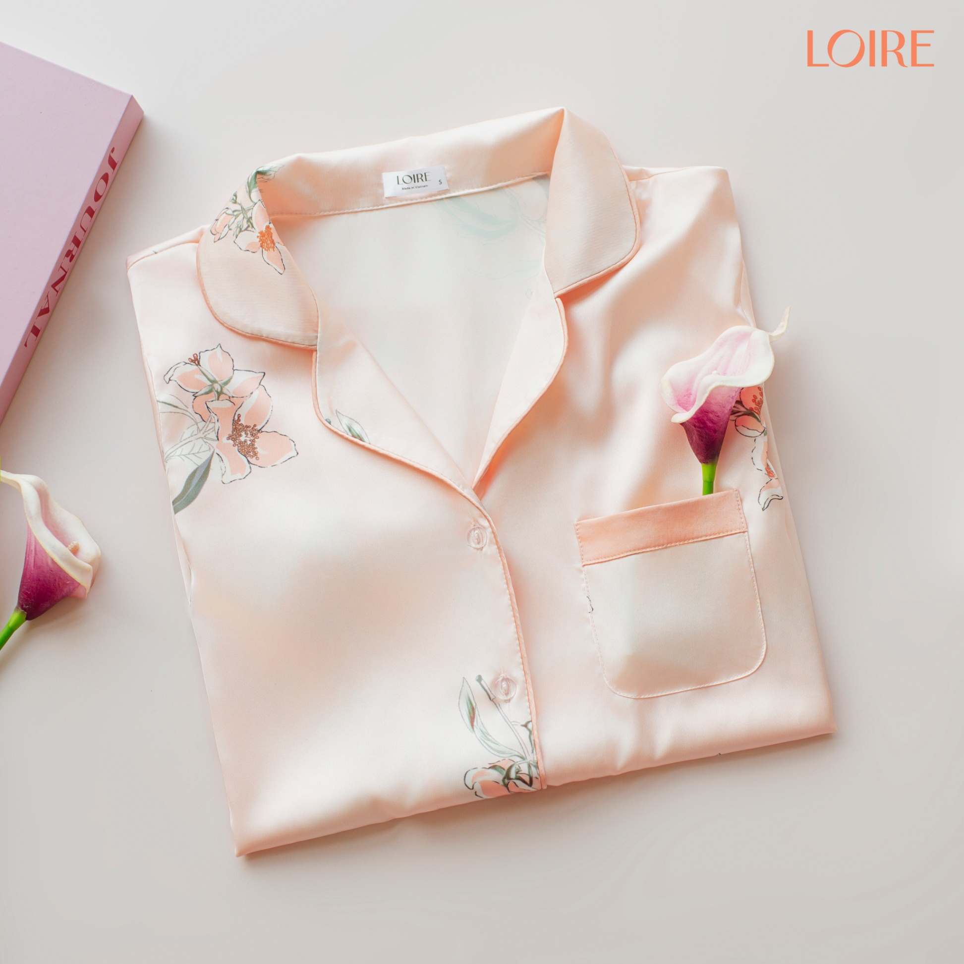 Bộ Đồ Ngủ Nữ Pijama Quần Dài Áo Cộc Lụa Pháp Cao Cấp Họa Tiết Nhẹ Nhàng, Sang Trọng Loirechic PCD10