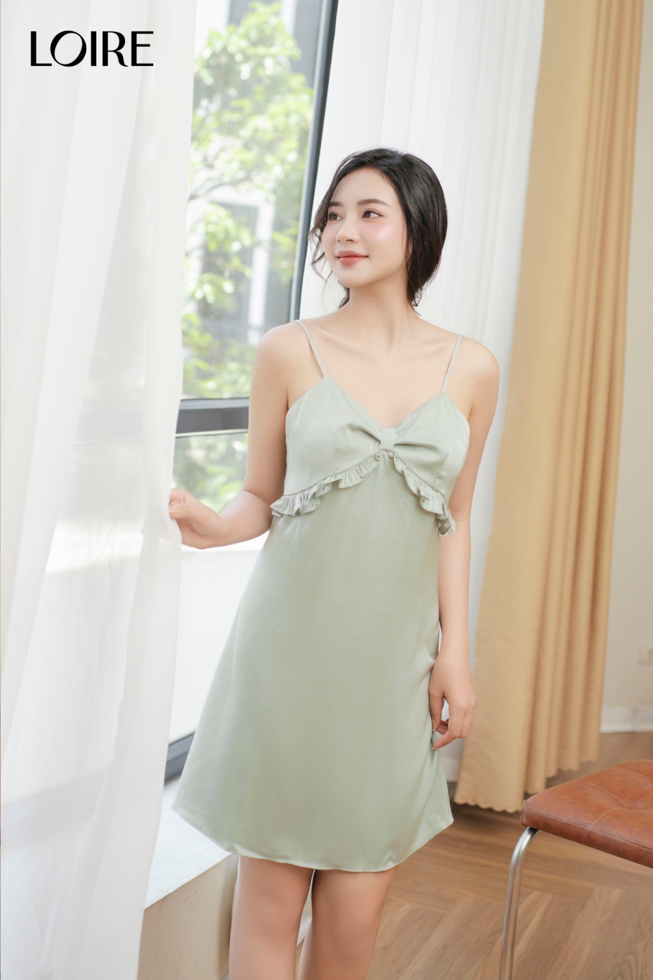 Váy Ngủ Lụa Hồng Phối Nơ Điệu Đà VNS06