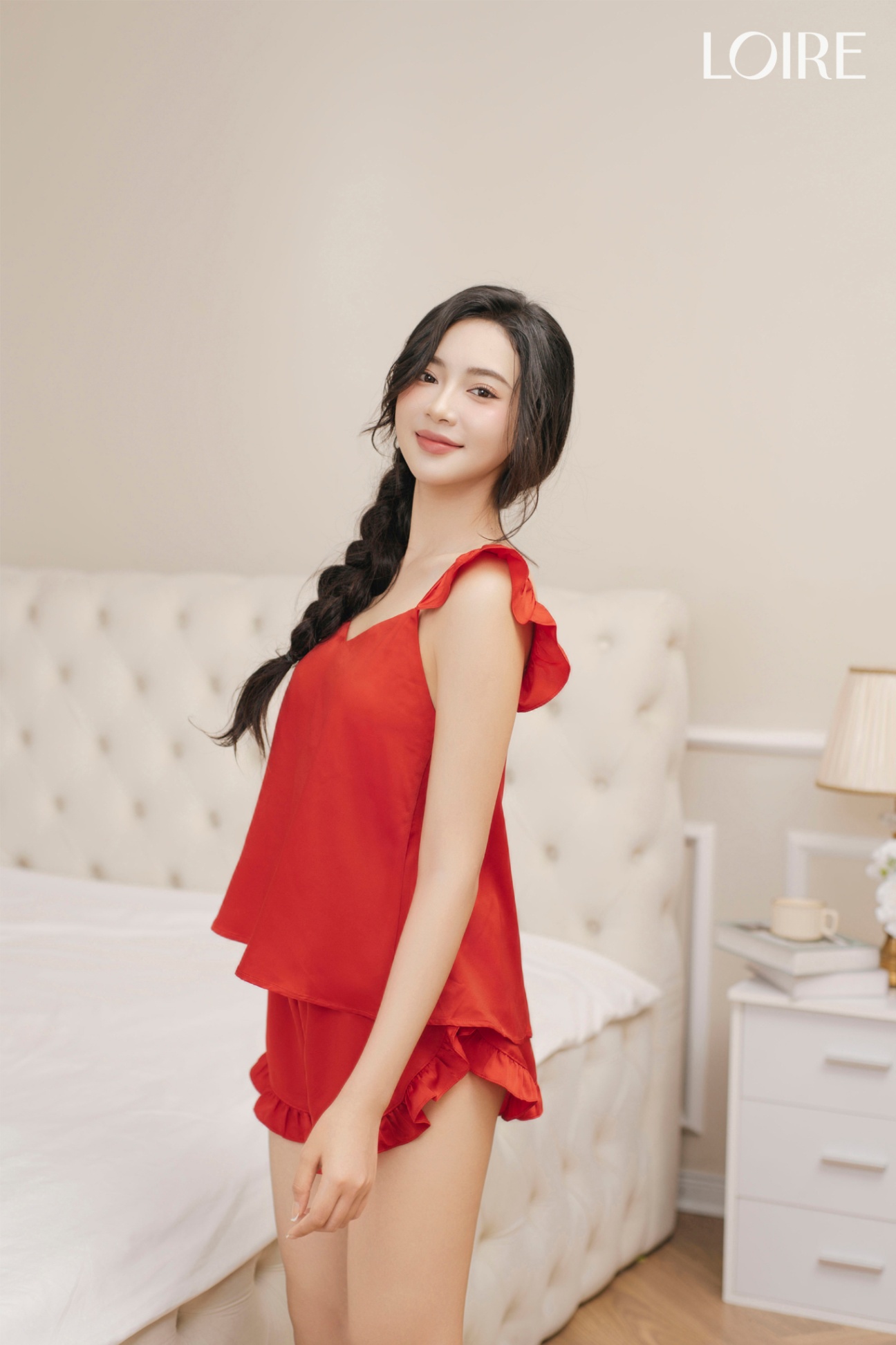Bộ Đồ Ngủ Lụa 2 Dây Bèo Nhún Xẻ Cao Cách Điệu BHDN07