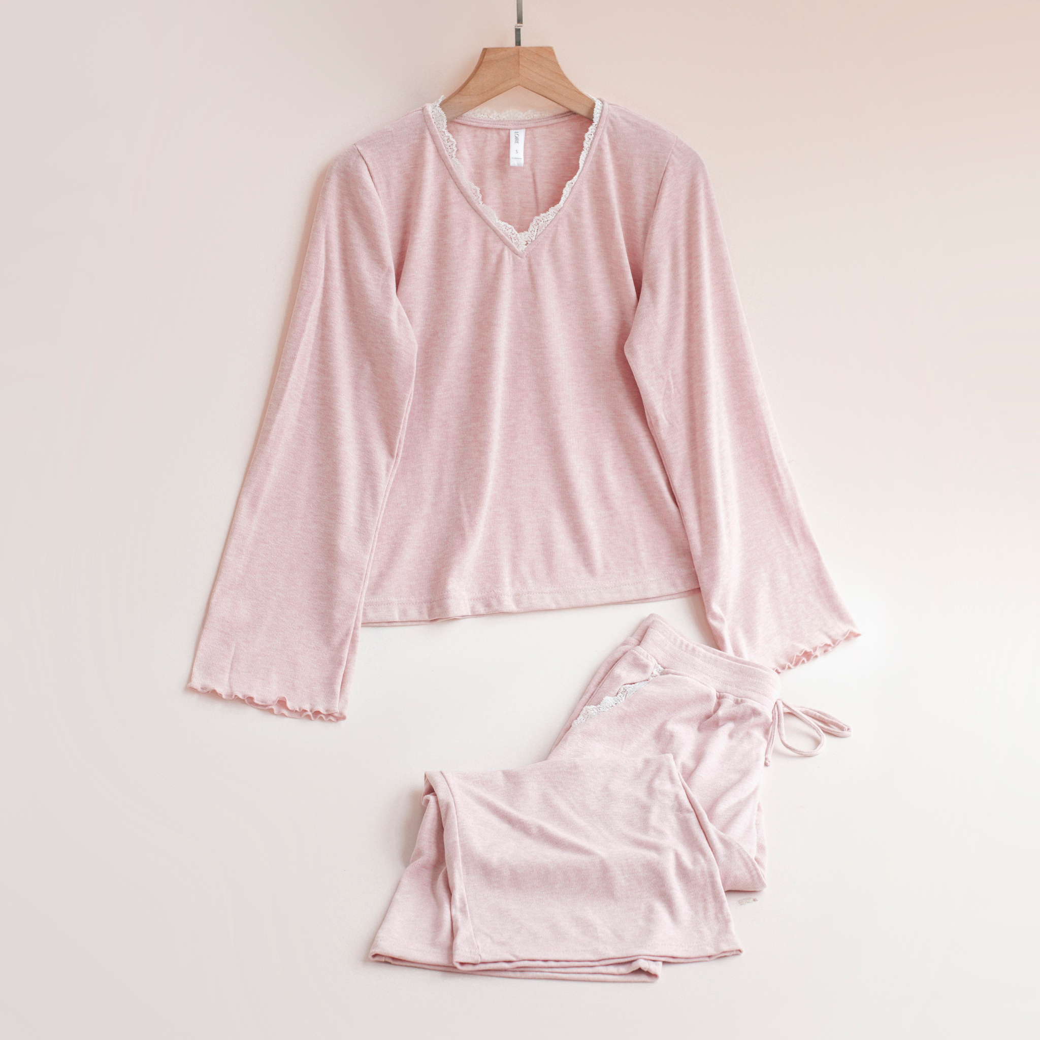 Bộ Mặc Nhà Chất Cotton Thoải Mái FDMN250337