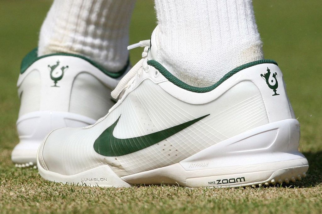 Giay_tennis_nike_federer_wimblendon_2011