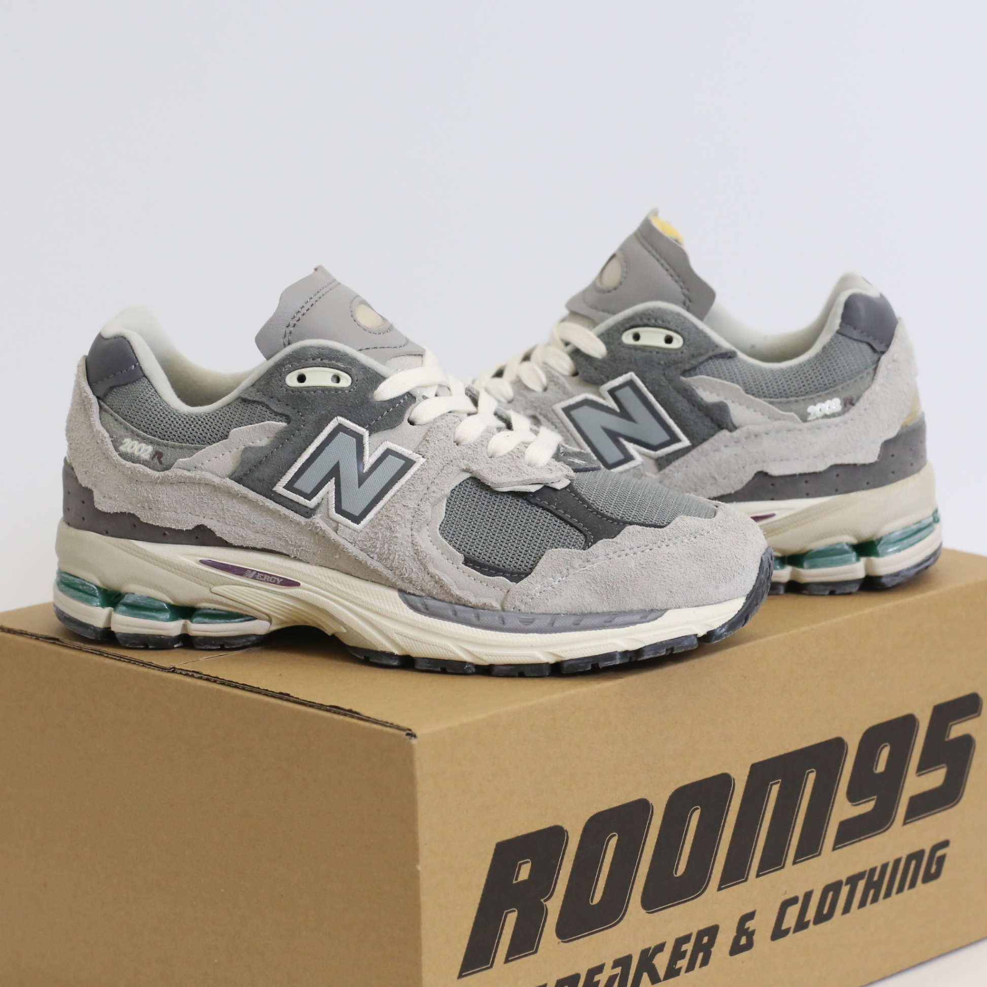 New Balance 2002R ‘Protection Pack Rain Cloud’